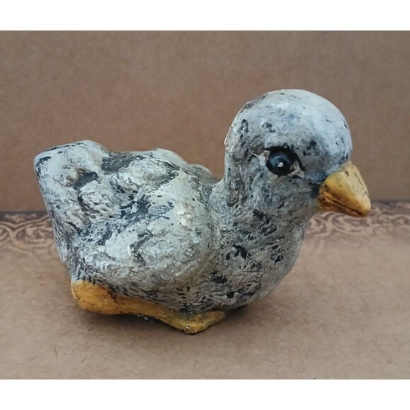 Unbranded Other - Miniature Bird Figurine Resin Garden Windowsill Decorative Fun Cute 2 Inches
